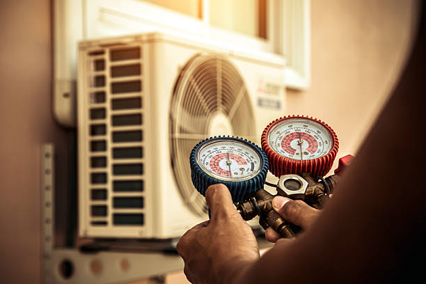 Professional Hvac technician working in New Caney, TX